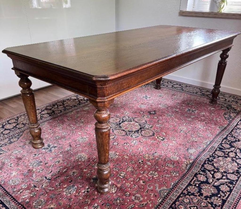 klassiek massief houten tafel, Ophalen, Gebruikt, Eikenhout, Vijf personen of meer