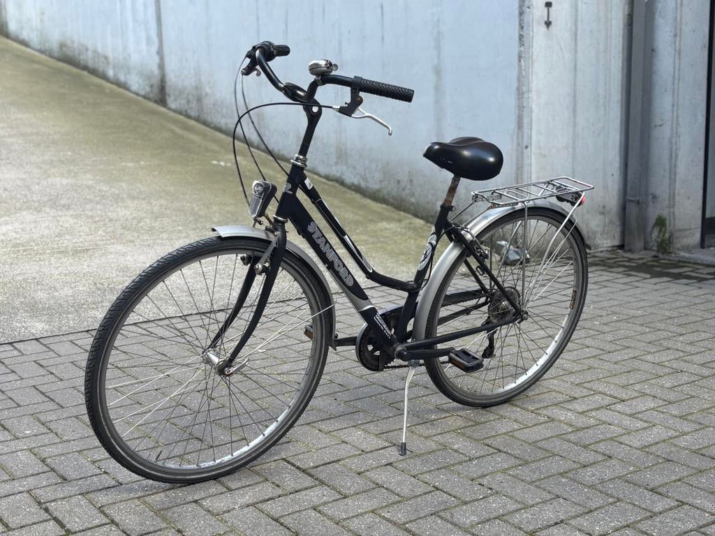 Vélo Standford pour femmes avec pneus de 28 pouces, Accès (extra) bas, Autres marques, Enlèvement, Utilisé