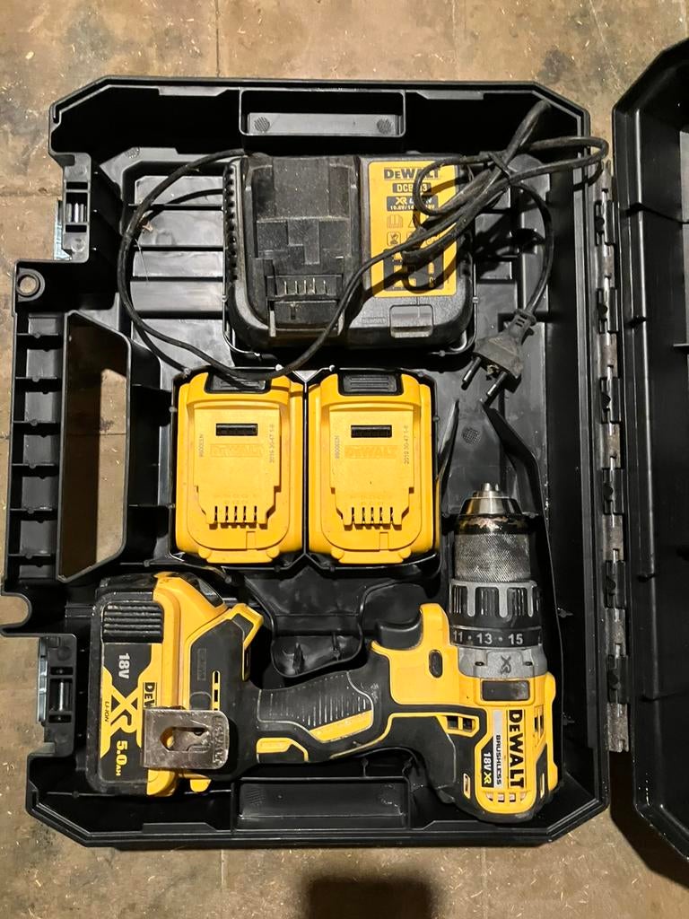 Dawalt boormachine, Ophalen, Zo goed als nieuw, Boormachine