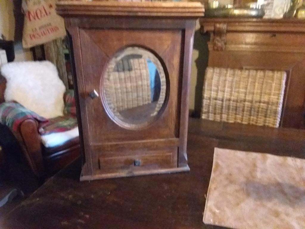 Vintage apothekerskastje, Ophalen