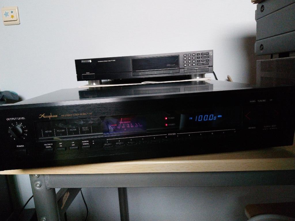 Accuphase T-107 tuner, Audio, Tv en Foto, Ophalen, Gebruikt