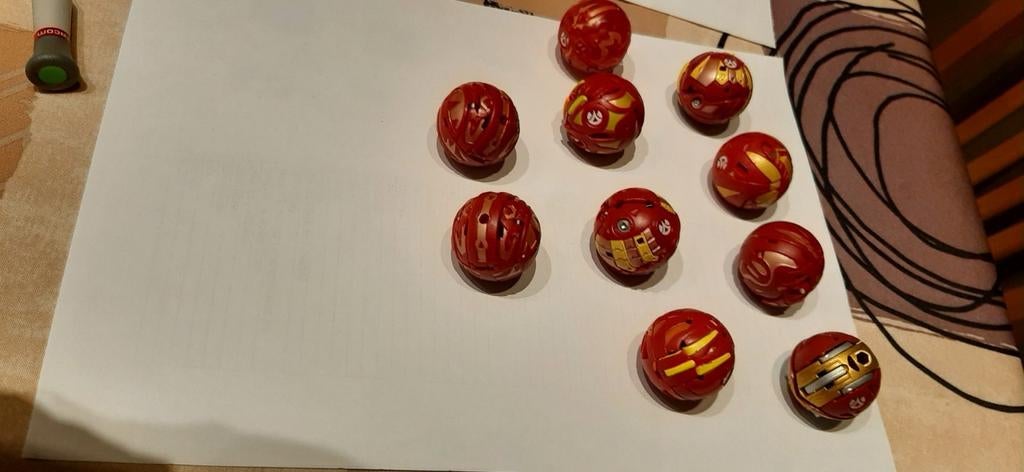 Bakugan rood, Enfants & Bébés, Jouets | Figurines, Enlèvement ou Envoi, Comme neuf