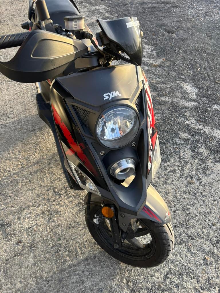 Sym croxs, Fietsen en Brommers, Ophalen, Zo goed als nieuw, Aerox