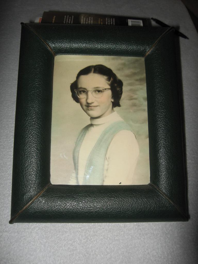 fotoframe met ingebouwde radio 1950, Collections, Enlèvement