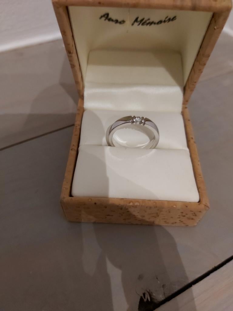 Bague en or blanc avec brillant neuf, Enlèvement, Neuf, Blanc