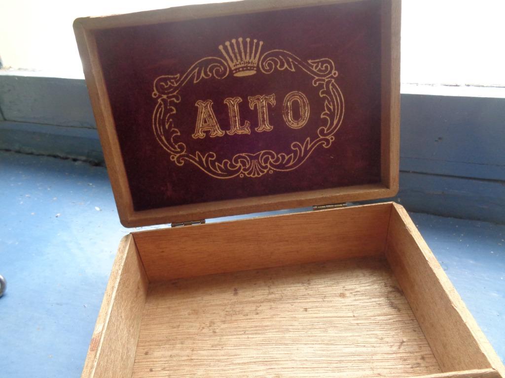 Houten doos sigarenbanden ALTO, Ophalen of Verzenden, Gebruikt, Tabaksdoos of Verpakking