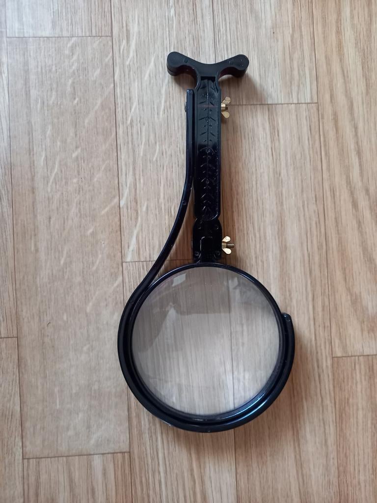 LOUPE RÉGLABLE, Enlèvement ou Envoi, Comme neuf