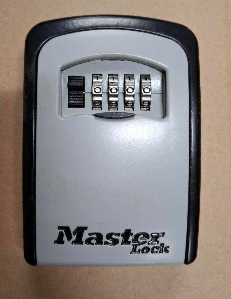 Sleutelkluis Masterlock, Ophalen, Zo goed als nieuw