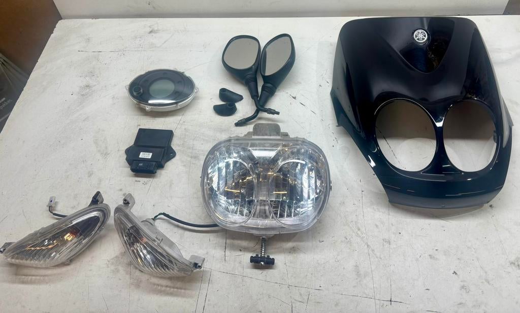 Yamaha / MBK neos / ovetta onderdelen 2021 klasse A 14K, Fietsen en Brommers, Ophalen of Verzenden, Gebruikt, Kap, Yamaha