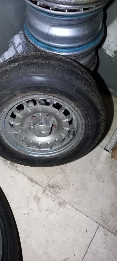 Kroonkurken wielen, Ophalen of Verzenden, Zo goed als nieuw