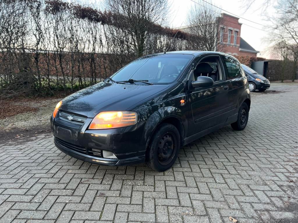 Chevrolet Kalos Benzine Airco LEZ ok 500€, Auto's, Chevrolet, Zwart, Kalos, Zwart, Bedrijf