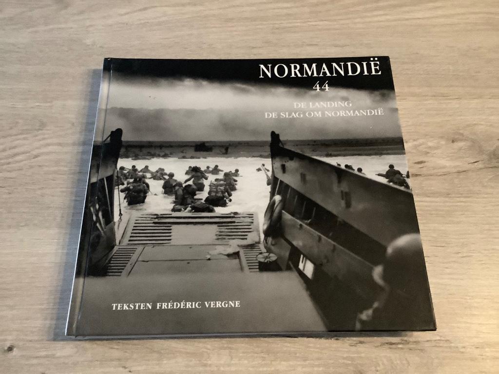 Normandy 44 : Le Débarquement, biographie de la bataille de, Frederic vergne, Enlèvement ou Envoi, Deuxième Guerre mondiale, Général