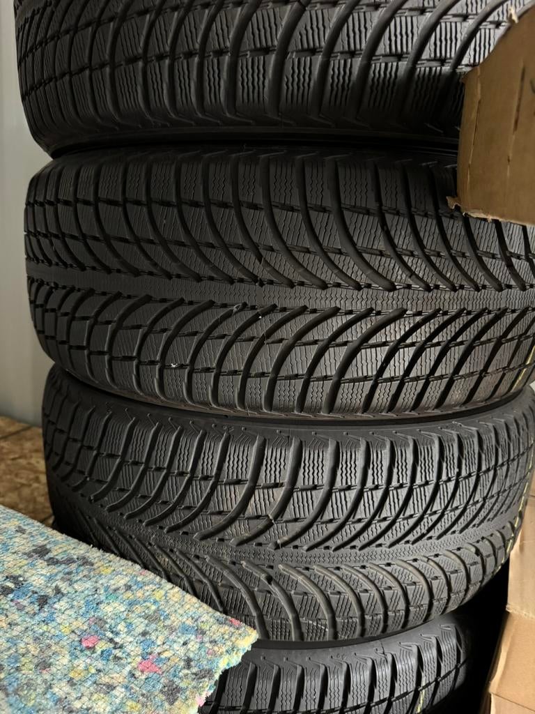 Pneus hiver 235 55 19, Pneus hiver, Véhicule de tourisme, Pneu(s), 19 pouces