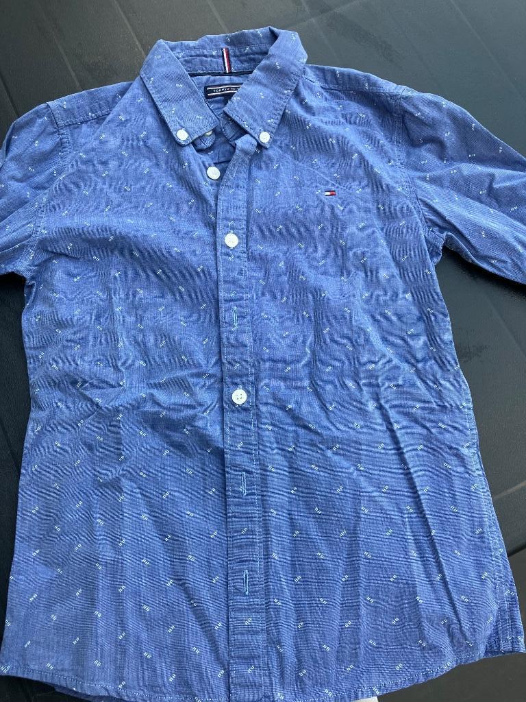 Tommy Hilfiger held en trui 140, Kinderen en Baby's, Kinderkleding | Maat 140, Gebruikt, Ophalen of Verzenden, Tommy Hilfiger