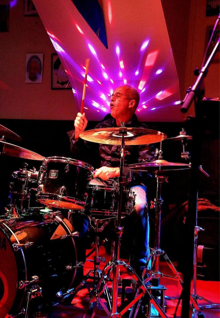 PROFESSEUR DE BATTERIE, Musique & Instruments, Batteries & Percussions, Enlèvement ou Envoi