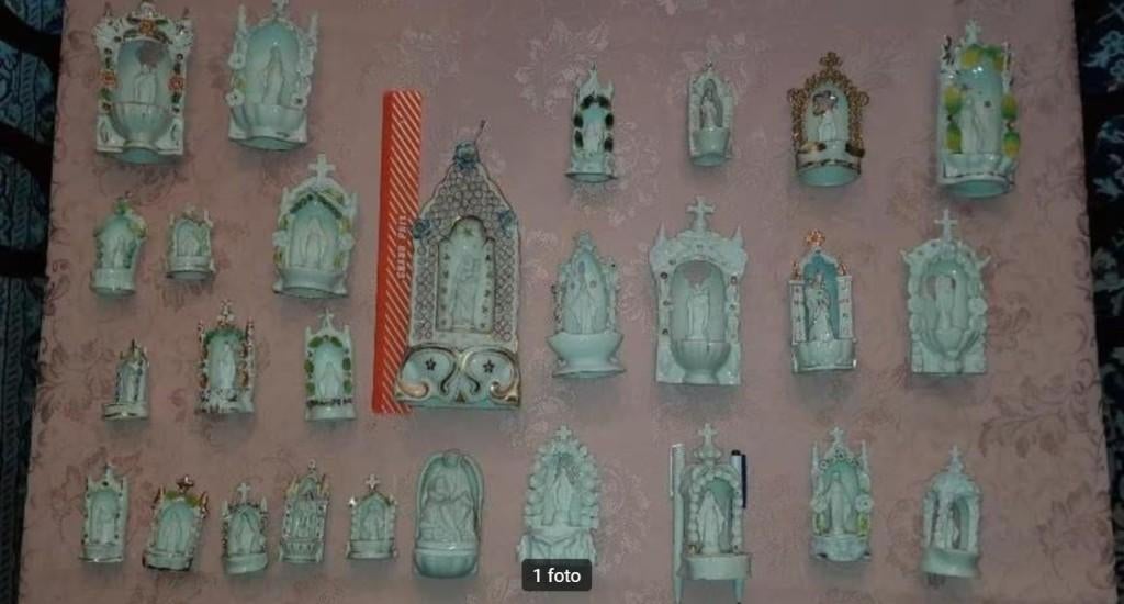 antiek kapel 27 wijwatervat porselein biscuit verzameling, Antiek en Kunst, Verzenden