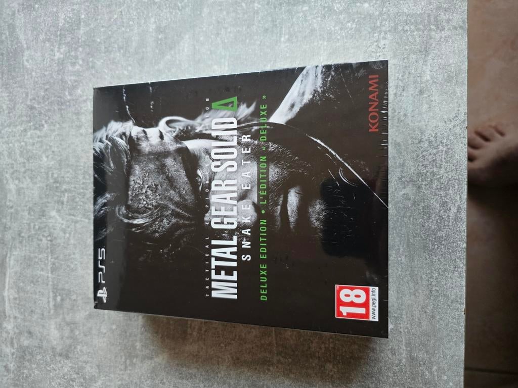 Metal gear solid delta snake eater deluxe edition ongeopend, Ophalen of Verzenden, Zo goed als nieuw