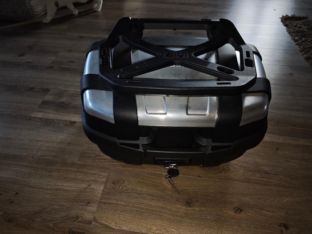 GIVI TRK52 Trekker Monokey Topkoffer aluminium cover - 52l, Motos, Accessoires | Valises & Sacs, Enlèvement ou Envoi, Neuf