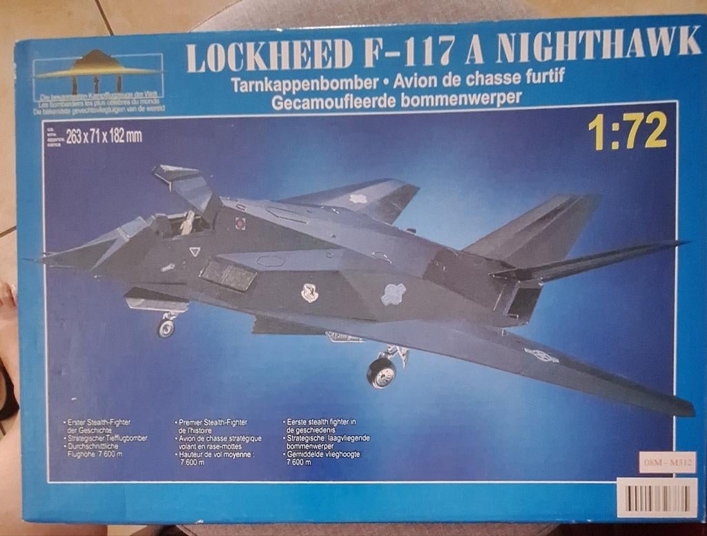 Maquette avion lockheed f 117, Hobby & Loisirs créatifs, Modélisme | Avions & Hélicoptères, Enlèvement ou Envoi, Comme neuf, Avion