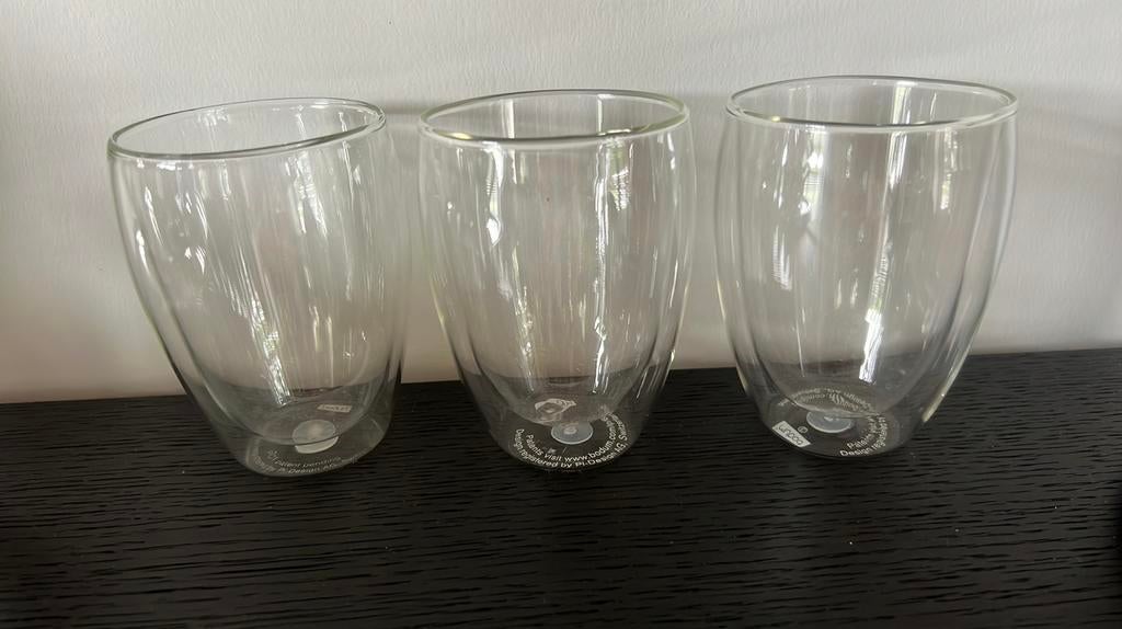 Bodum dubbelwandige tassen - 250 ml, Verzamelen, Glas en Drinkglazen, Ophalen, Zo goed als nieuw