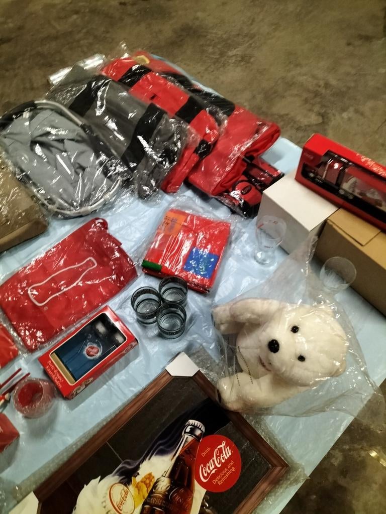 Objets coca cola, Collections, Enlèvement, Comme neuf