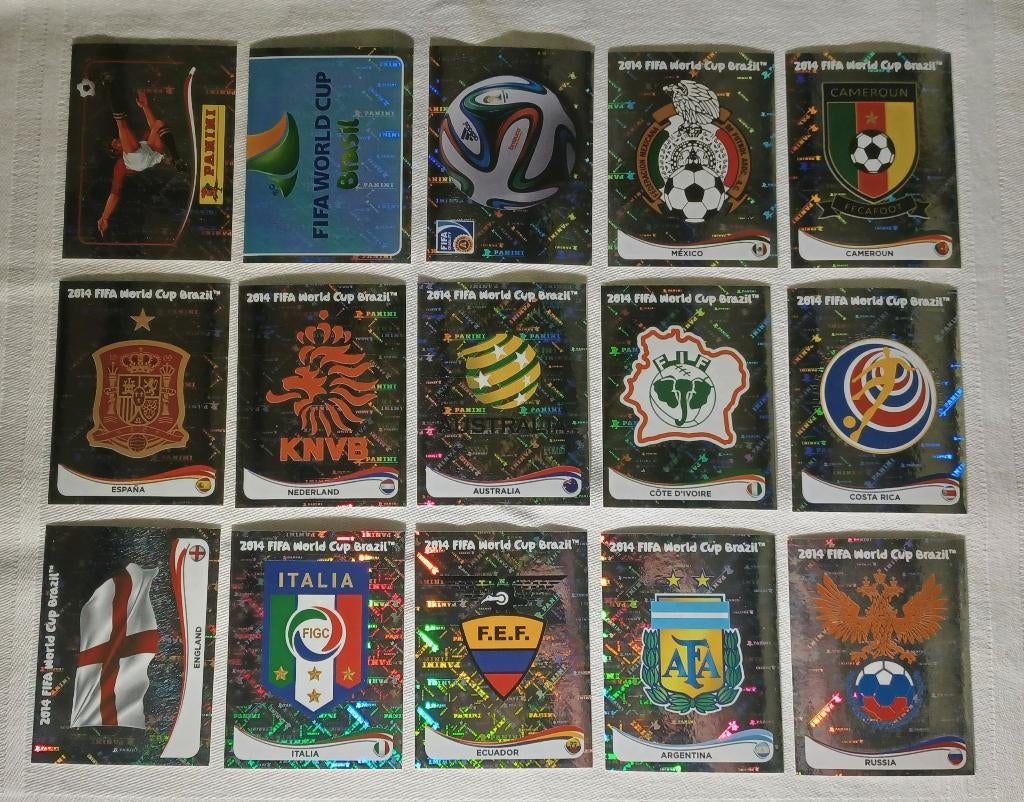 Emblèmes de la Coupe du monde 2014, Enlèvement ou Envoi, Comme neuf, Plusieurs autocollants
