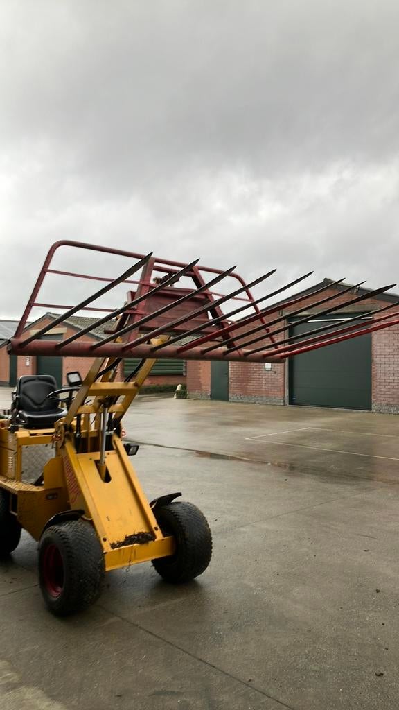Loofriek gemaakt op knikmops of tractor, Zakelijke goederen, Landbouw | Werktuigen, Ophalen