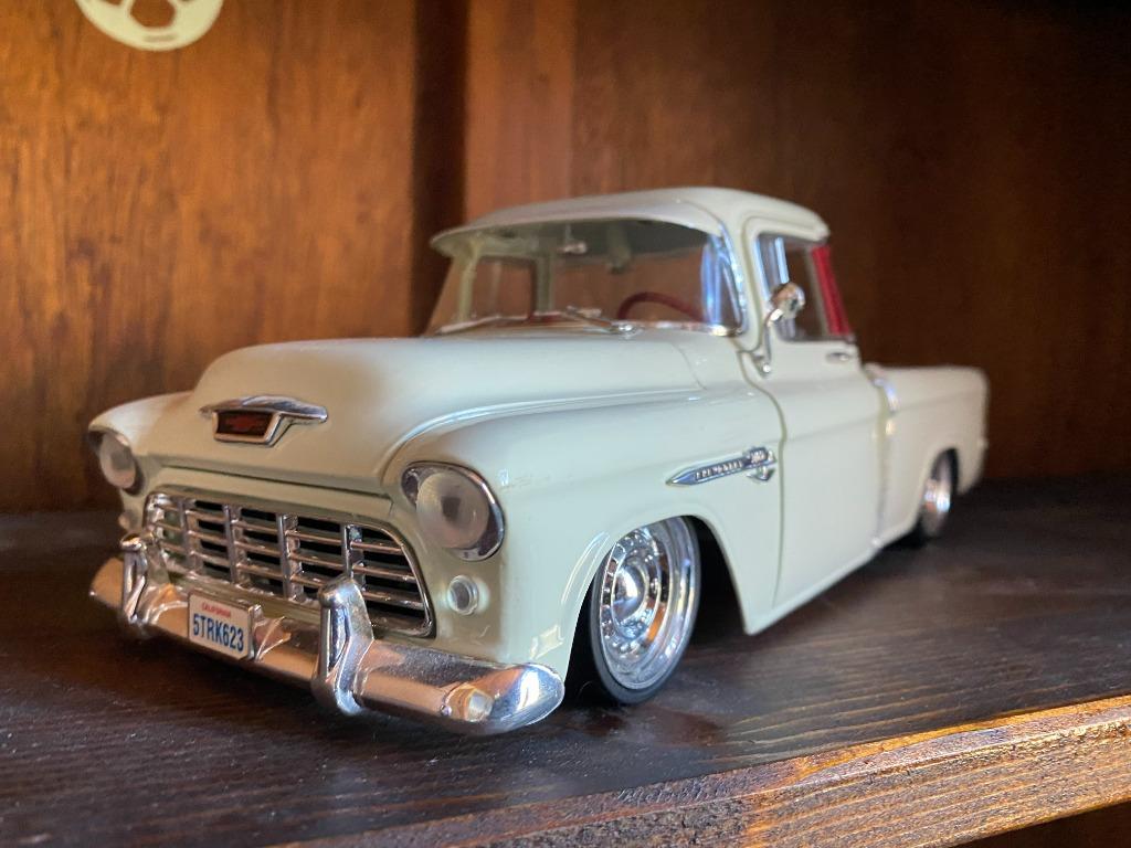 Voitures Miniatures Pick Up Custom 1/18, Enlèvement ou Envoi, Utilisé, Voiture