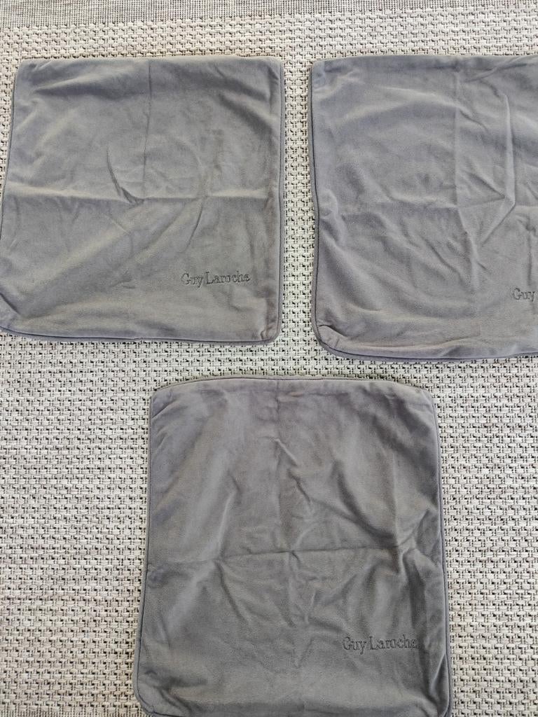 3 kussenovertrekken van Guy Laroche, Ophalen of Verzenden, Zo goed als nieuw