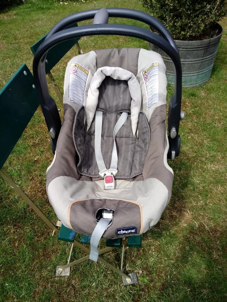 Maxi Cosi Chicco, Mode veille, Comme neuf, 9 à 36 kg, Enlèvement