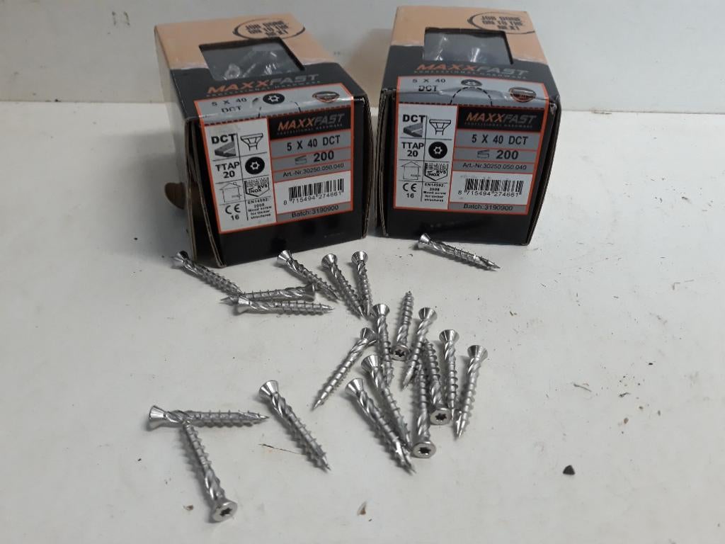 Houtschroeven Inox terrasschroeven 5x40 mm 200 stuks, Doe-het-zelf en Bouw, IJzerwaren en Bevestigingsmiddelen, Ophalen, Schroeven