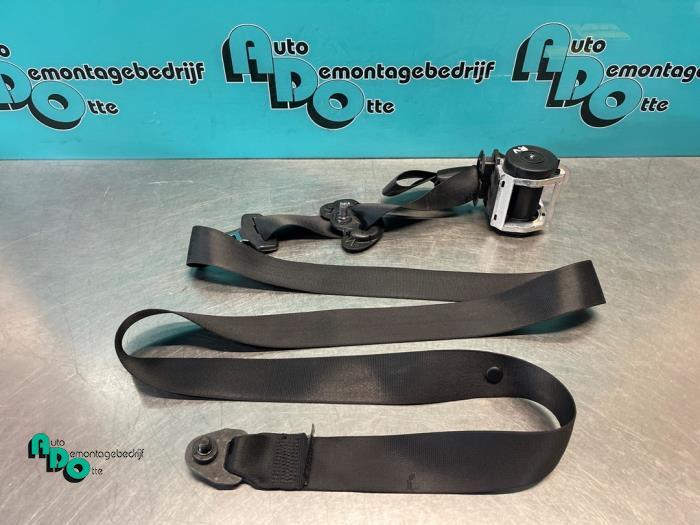 Veiligheidsgordel rechts-voor van een BMW 5-Serie (5-Serie 0, Gebruikt, -, -, Ophalen of Verzenden