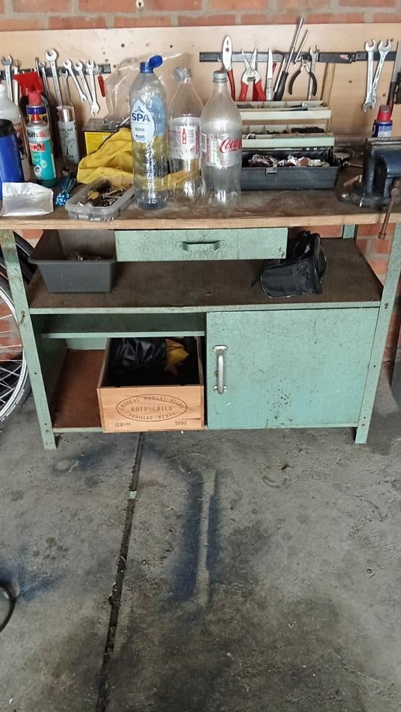 ZwarBuro  gratis yijzer, Ophalen