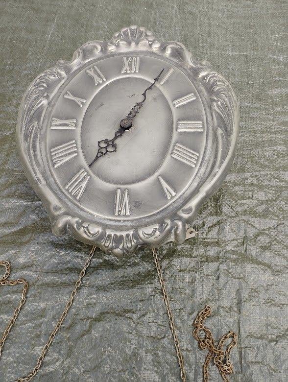 Horloge murale en étain avec poids à remonter, Antiquités & Art, Antiquités | Horloges, Enlèvement