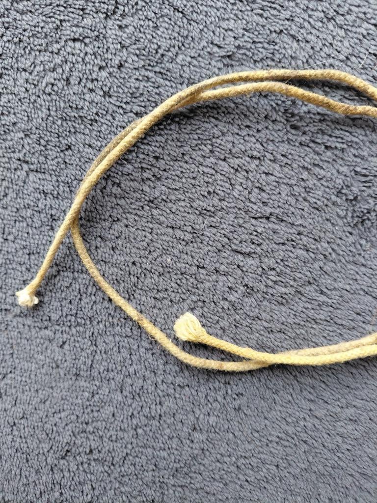 Trekkoord Duitse helm WO2, incl verzenden., Verzamelen, Ophalen of Verzenden