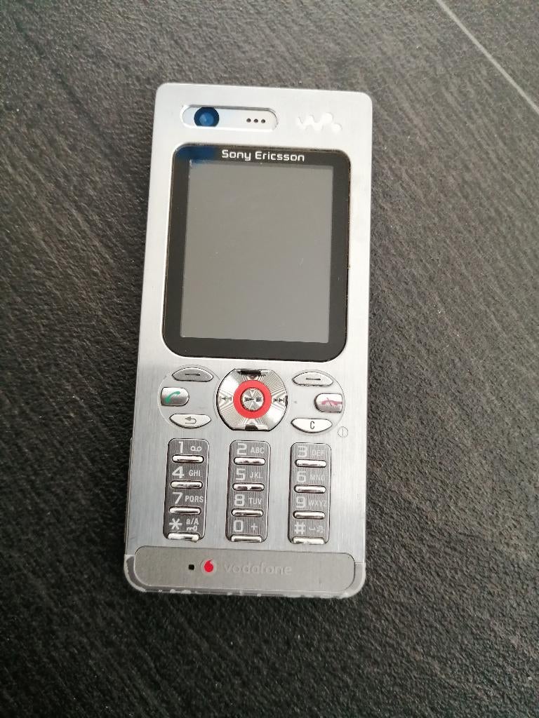 WEG=WEG!!! SONY ERICSSON T880i VINTAGE WALKMAN MOBILE PHONE, Telecommunicatie, Mobiele telefoons | Sony, Gebruikt, Overige systemen