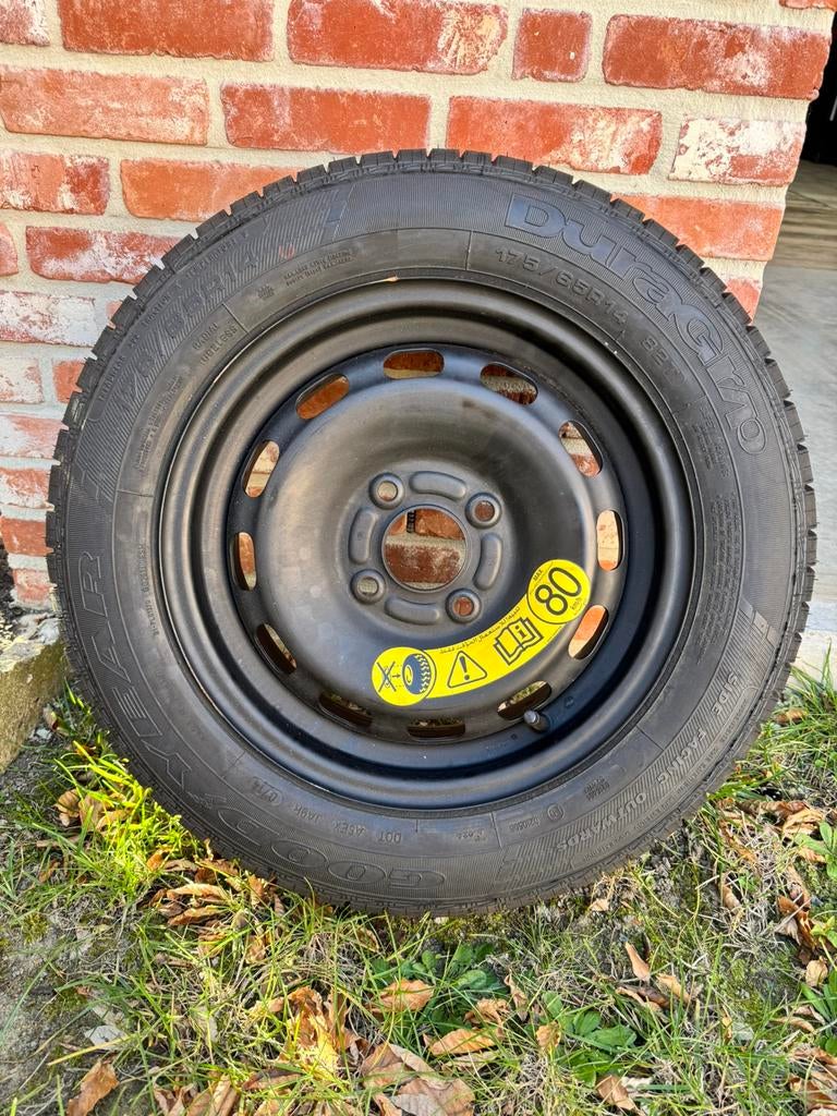 Reserveband Ford Fiesta., Ophalen, Zo goed als nieuw