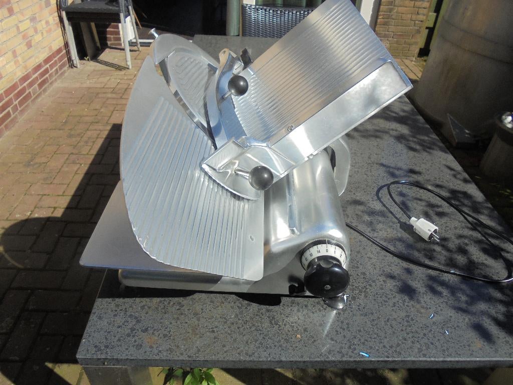 Snijmachine, snij machine, vleessnijmachine. Bizerba., Ophalen, Gebruikt, Bakkerij en Slagerij
