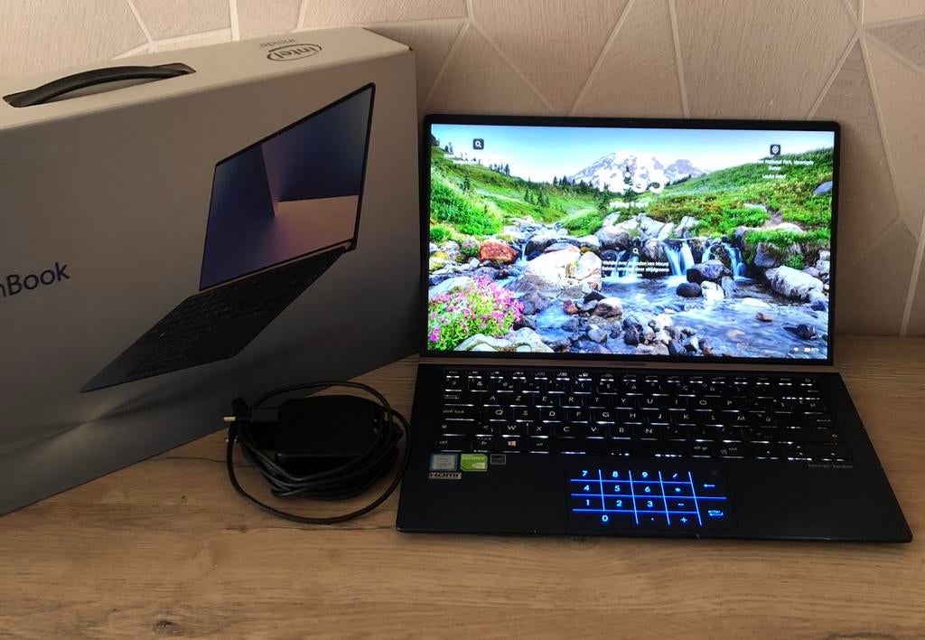 Asus zenbook UX433F windows 11, 8 GB, Ophalen of Verzenden, Zo goed als nieuw, SSD