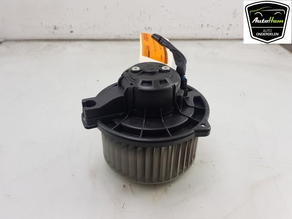 VENTILATEUR RADIATEUR MOTEUR Corolla Verso (R10 / 11), Autos : Pièces & Accessoires, Climatisation & Chauffage, Toyota, Utilisé