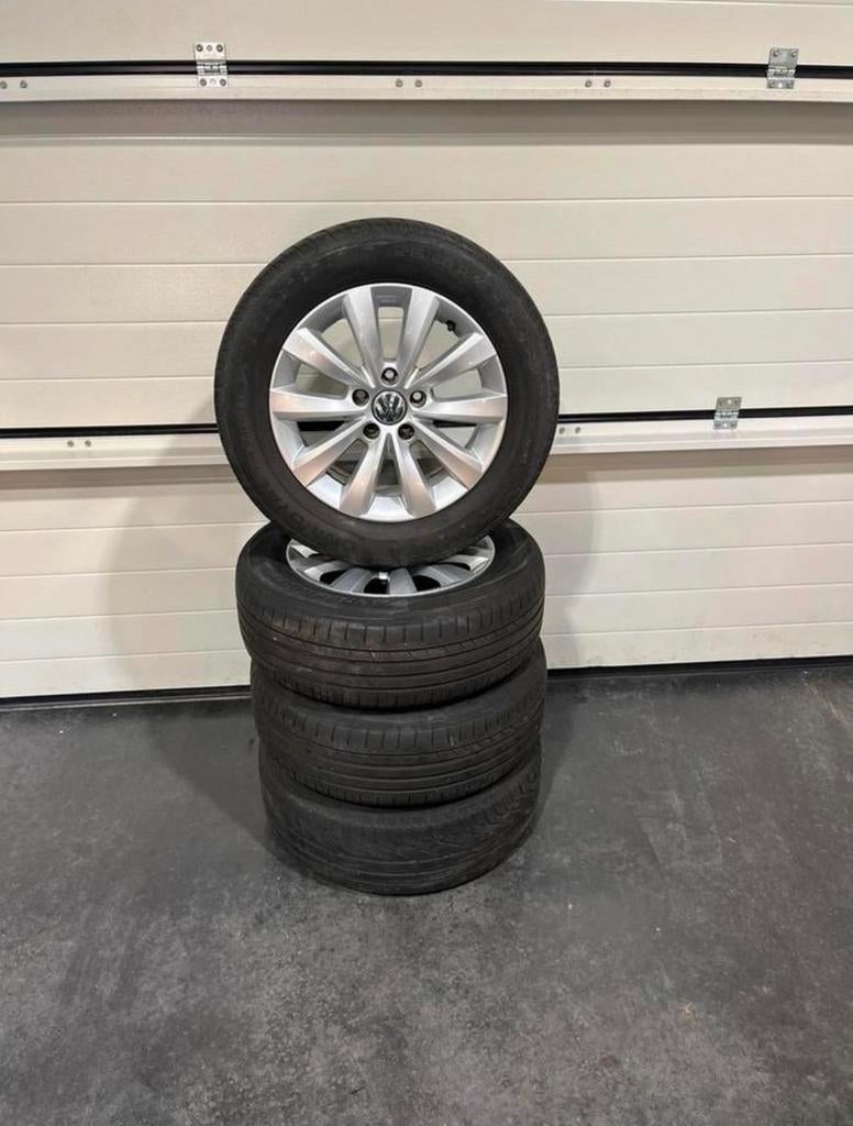 Jantes d’origines Volkswagen 16 pouces en alu, Auto-onderdelen, Banden en Velgen, Velg(en), 16 inch, Gebruikt, Ophalen