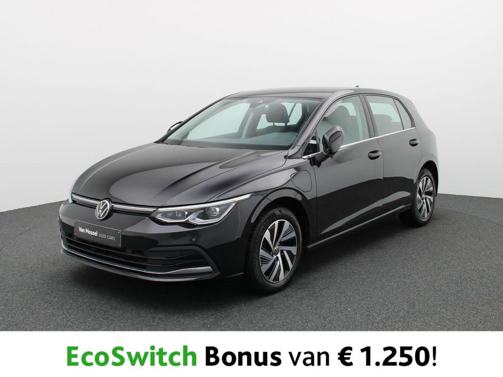 Volkswagen Golf 1.5 eTSI 110kW Style Business DSG PDC V+A |, Stof, Gebruikt, 4 cilinders, Zwart
