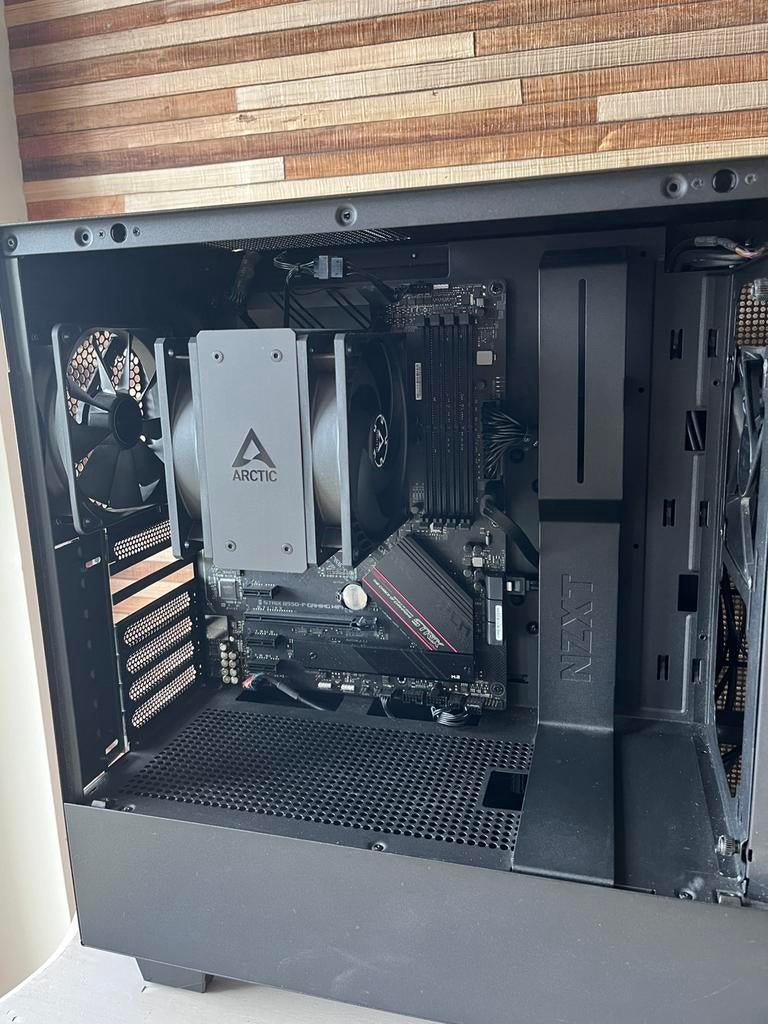 Computer 5700G met WiFi, Ophalen of Verzenden, Zo goed als nieuw, Met videokaart, Gaming