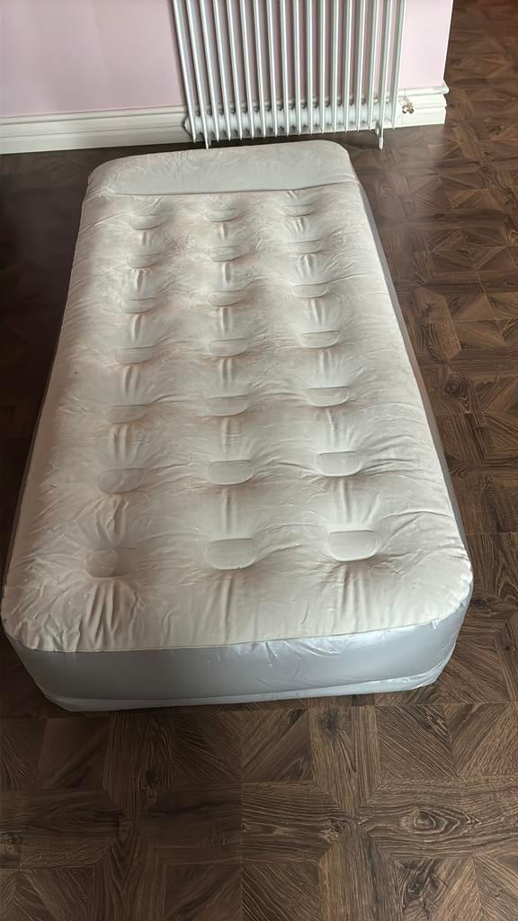 Bestway luchtmatras, Ophalen, Zo goed als nieuw