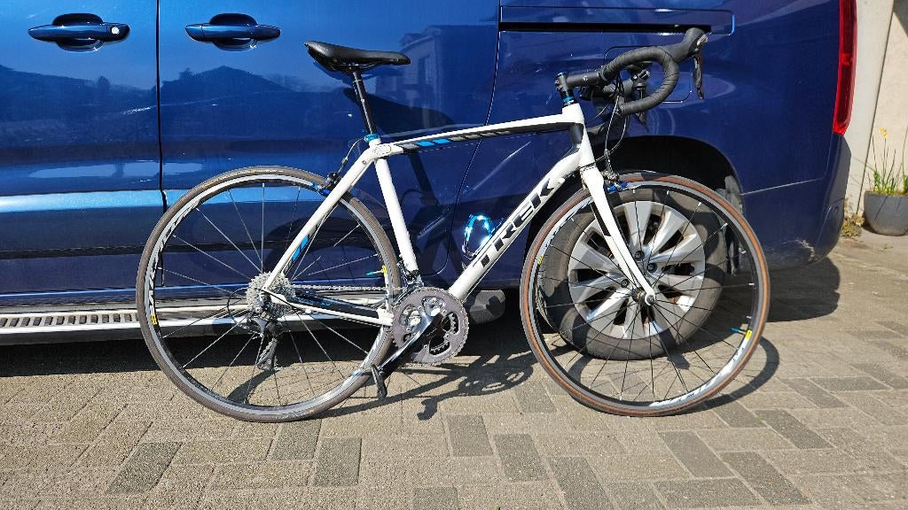 Trek Domane 2.3 koersfiets, 28 inch, Gebruikt, Heren, Aluminium