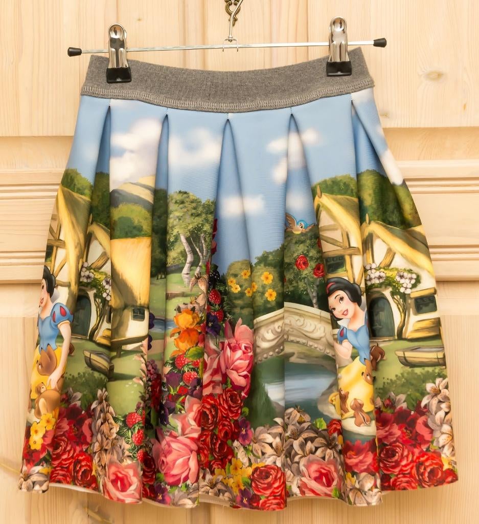 Feestelijke sprookjesrok Monnalisa, maat 128, Enfants & Bébés, Vêtements enfant | Taille 128, Comme neuf, Fille, Robe ou Jupe