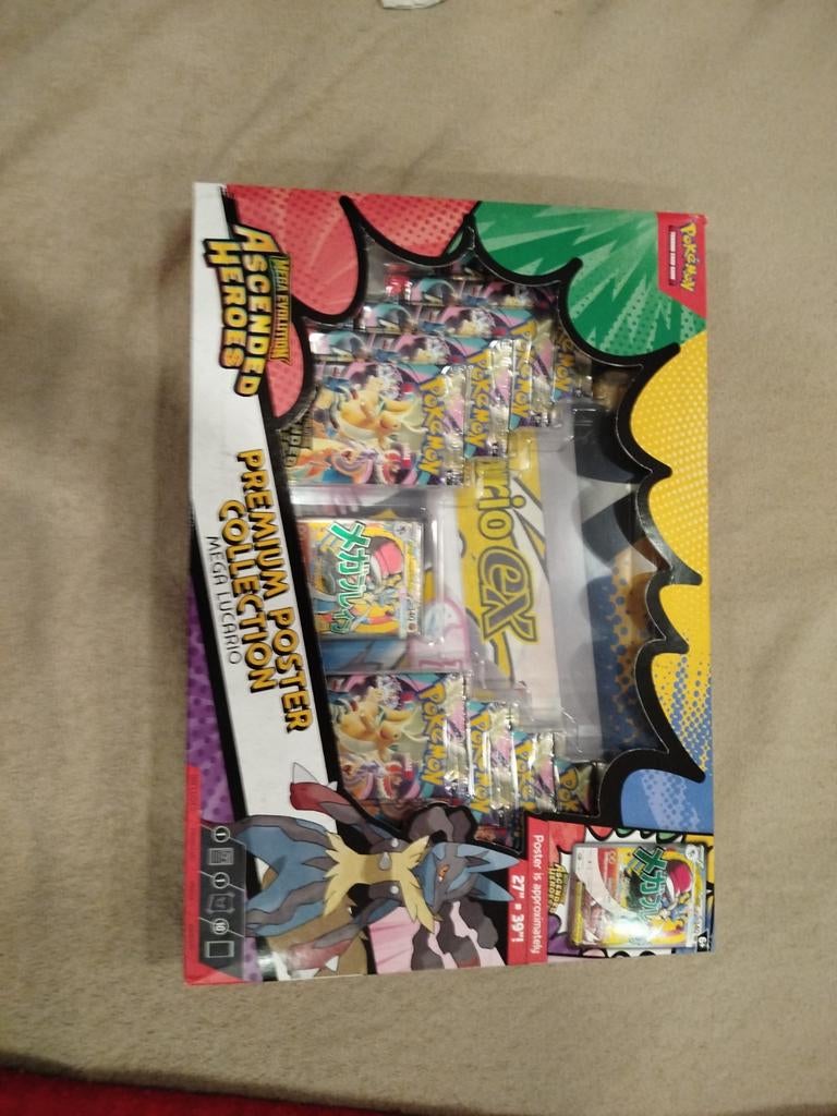 Ascended heroes premium poster collection LUCARIO, Enlèvement ou Envoi