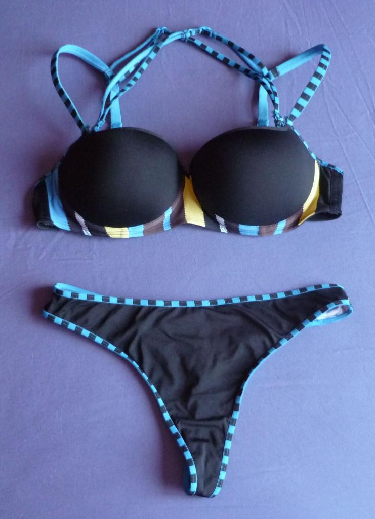 Setje Zwart-blauw-gele BH String Marlies Dekkers Undressed, Kleding | Dames, Ondergoed en Lingerie, Ophalen of Verzenden, Blauw