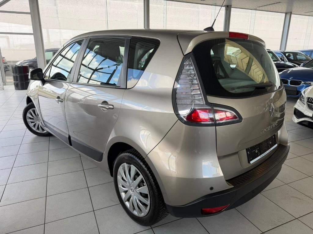 Renault Scenic 1.6i Benzine 81kW Euro 5, Auto's, Renault, Euro 5, Start-stop-systeem, Bedrijf, Handgeschakeld