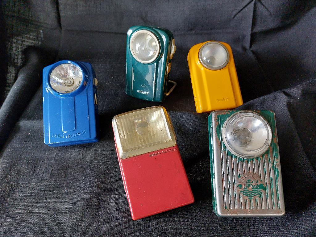 LOT D ANCIENNES LAMPES DE POCHE METAL, Enlèvement ou Envoi, Utilisé, Batterie